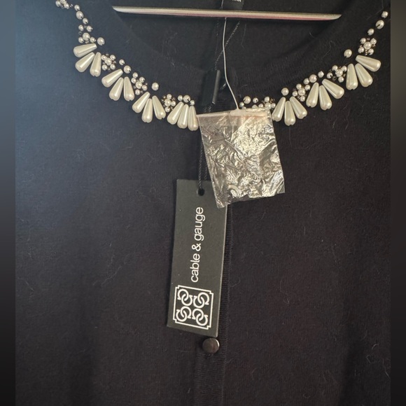 Cable & Gauge pearl accent cardigan - Picture 2 of 4